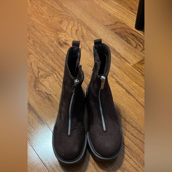 Portland Dark Brown Winter Boots with side zippers.  Faux front zipper - Picture 1 of 7